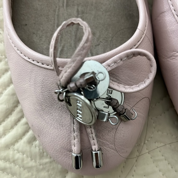 Bcbgeneration flats light pink 8 1/2 - Picture 3 of 3